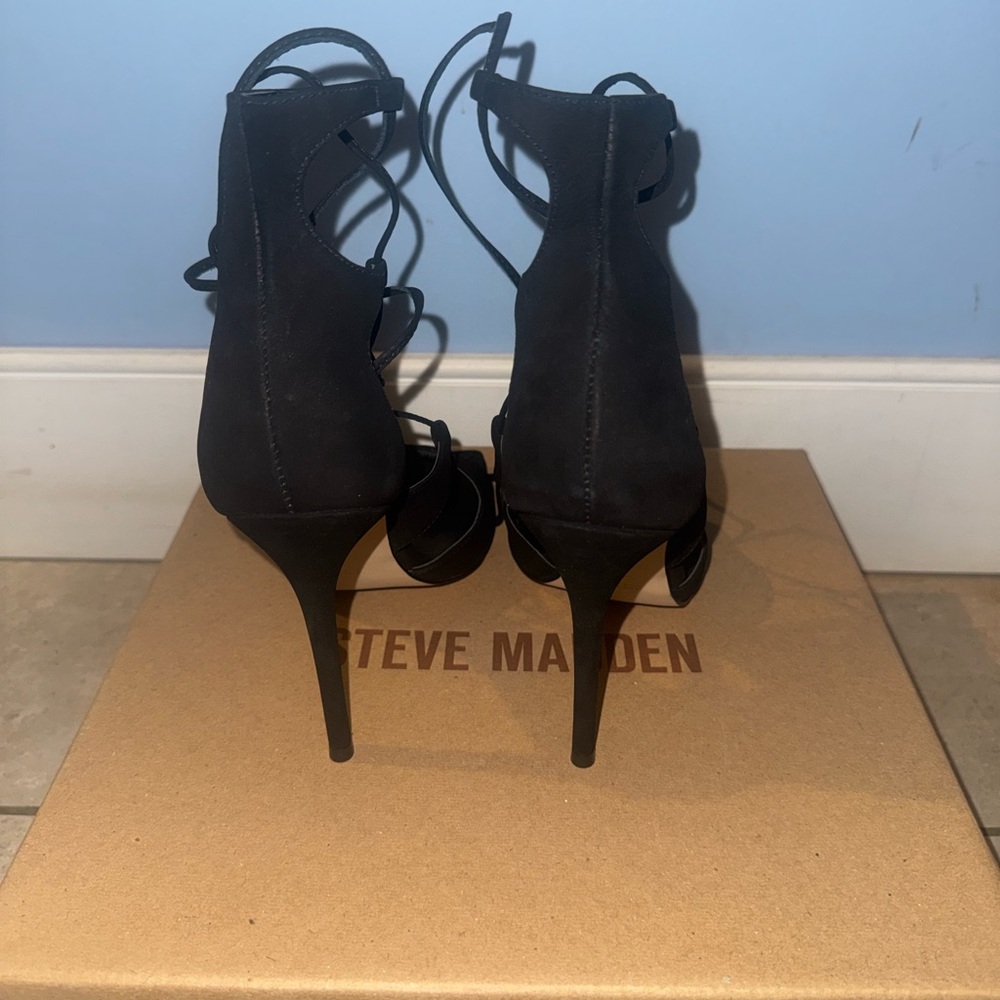 Steve Madden Black Lace-Up Square Toe Heels - Picture 3 of 4